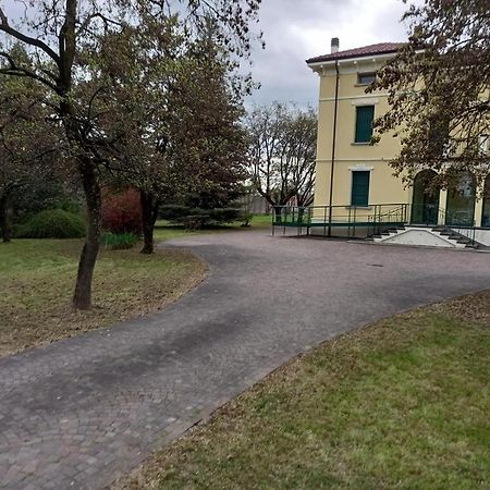 Villa Peonia Parma Esterno foto